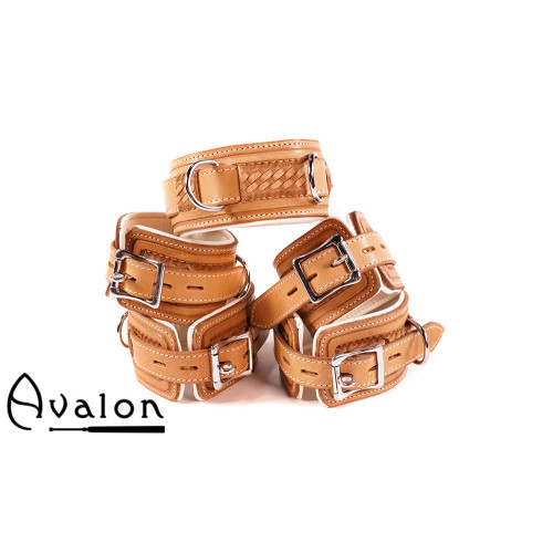 Avalon - LUST - Collar og Cuffs, 5 deler, Brunt og Hvitt