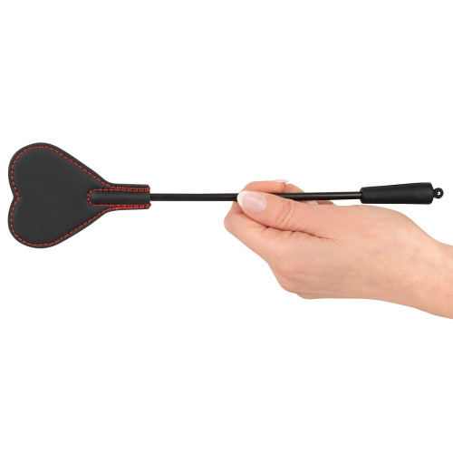 Bad Kitty - Hjerte minipisk sort med rød søm Bad Kitty - Hjerte minipisk sort med rød søm